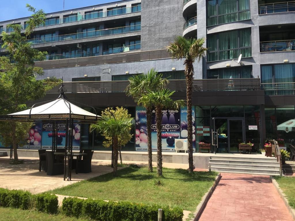 Apartment Sunny Beach Plaza 100 M Sea Екстериор снимка