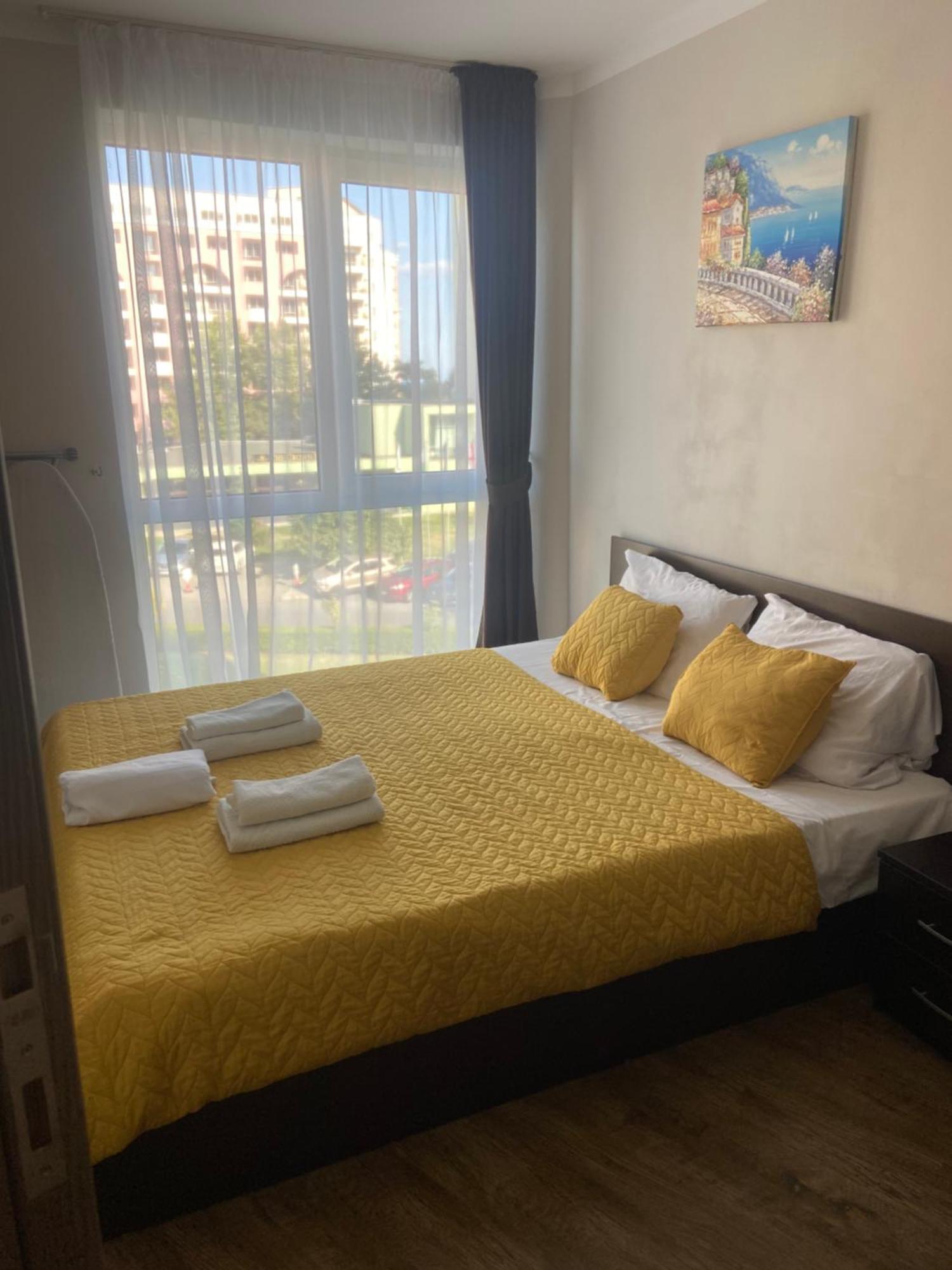 Apartment Sunny Beach Plaza 100 M Sea Екстериор снимка